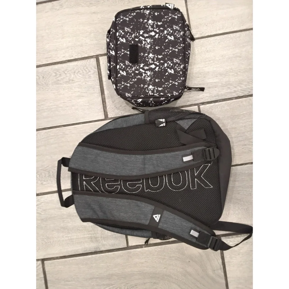 Reebok Backpack and Insulated Lunch Box Set‎ Gray Splatter Print Laptop Sleeve